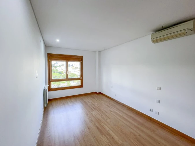 Apartamento T3 para Venda em Odivelas Foto 18