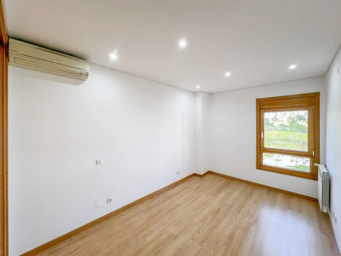 Apartamento T3 para Venda em Odivelas Foto 14