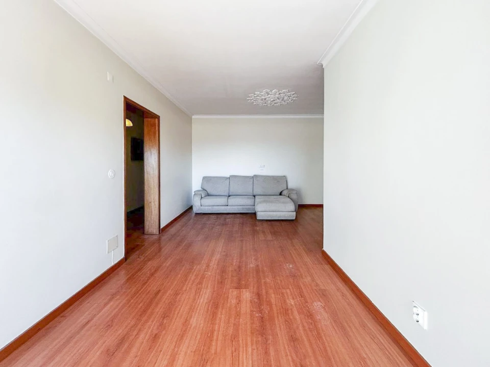 Apartamento T2 para Venda em Queluz e Belas Foto 6