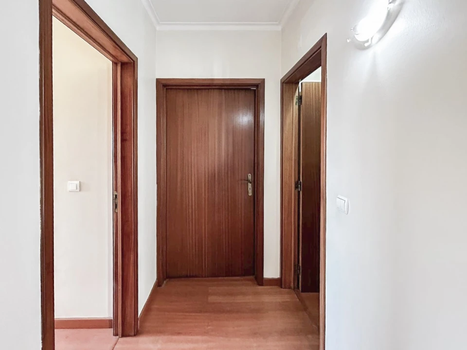 Apartamento T2 para Venda em Queluz e Belas Foto 7