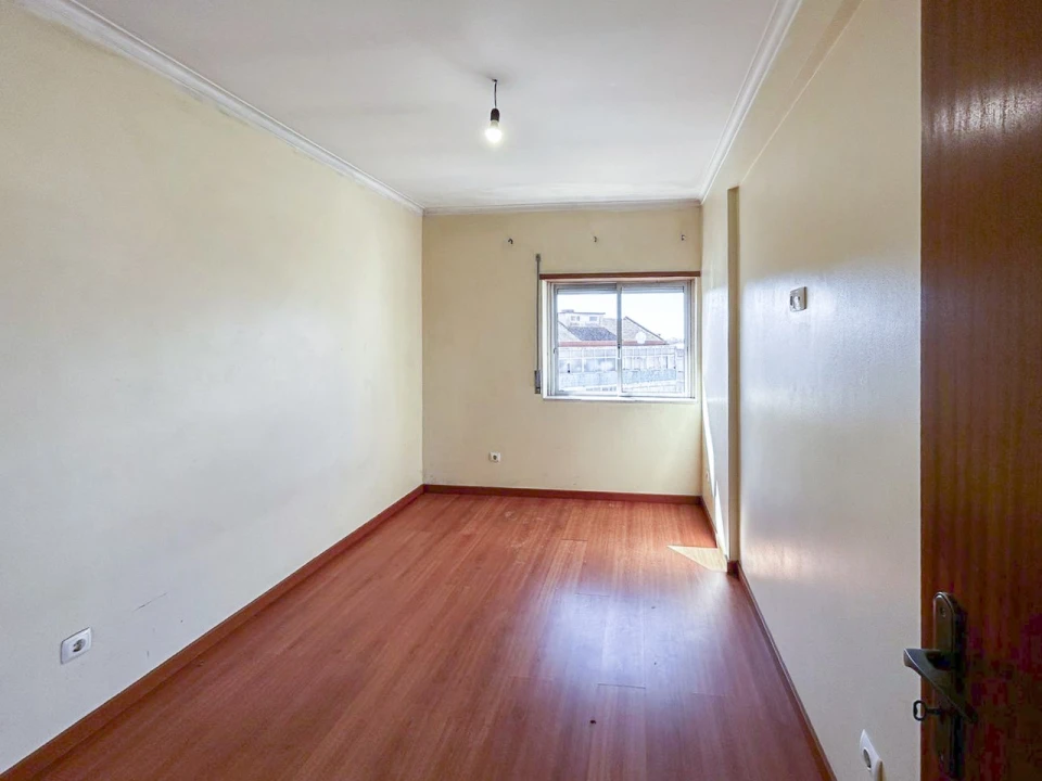Apartamento T2 para Venda em Queluz e Belas Foto 8