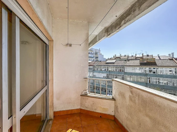 Apartamento T2 para Venda em Queluz e Belas Foto 18