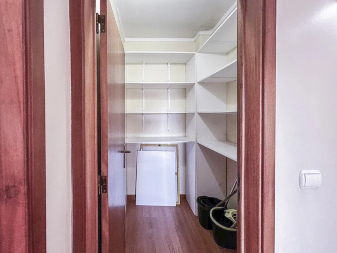 Apartamento T2 para Venda em Queluz e Belas Foto 12
