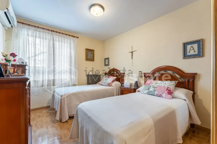 Apartamento T4 para Venda em Areeiro Foto 7