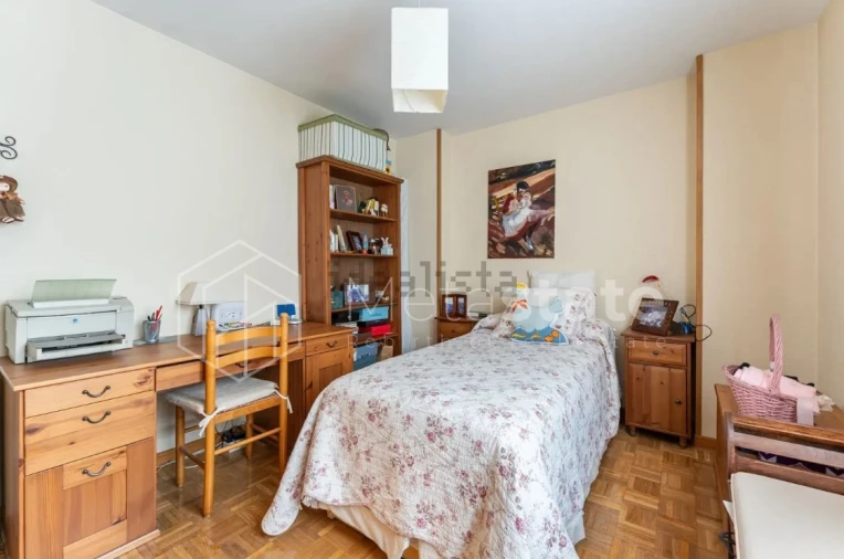 Apartamento T4 para Venda em Areeiro Foto 14