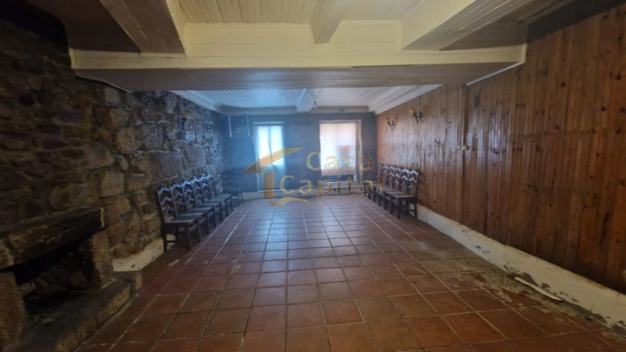 Loja para Venda em Adoufe e Vilarinho de Samardã Foto 9