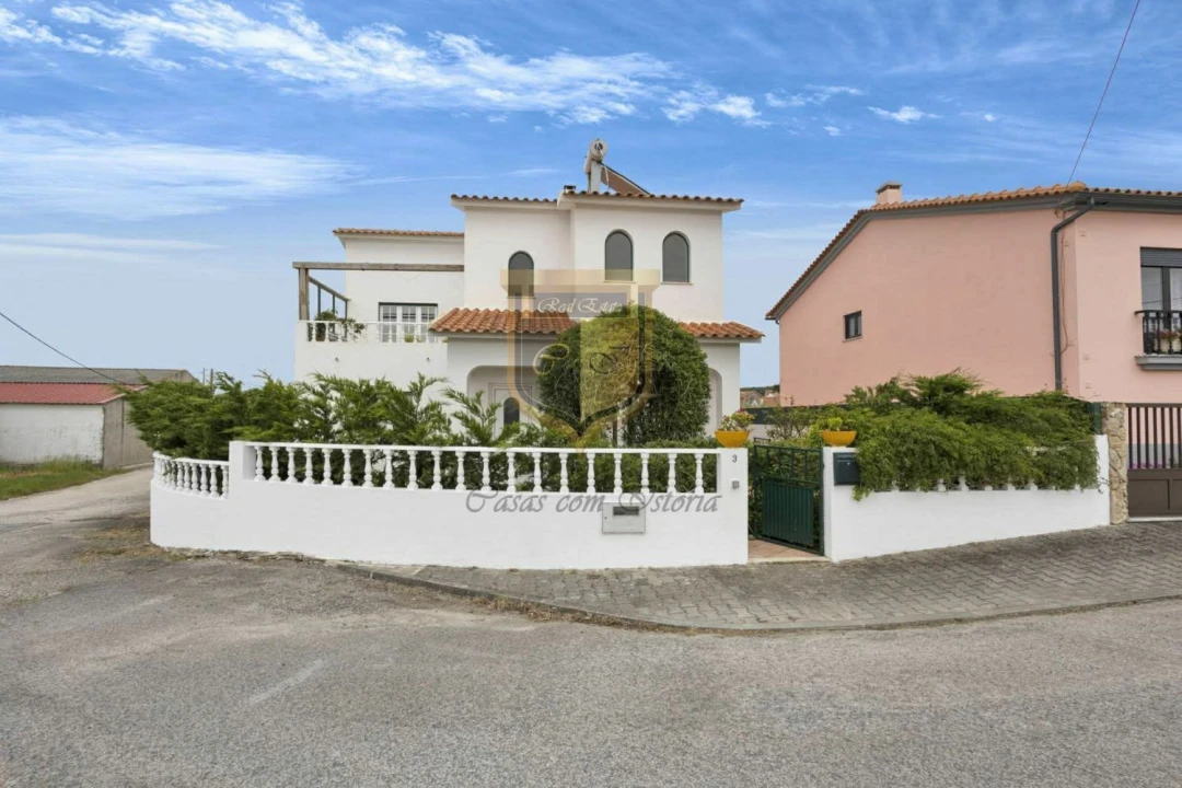 Moradia T4 para Venda em Serra D'El-Rei Foto 5