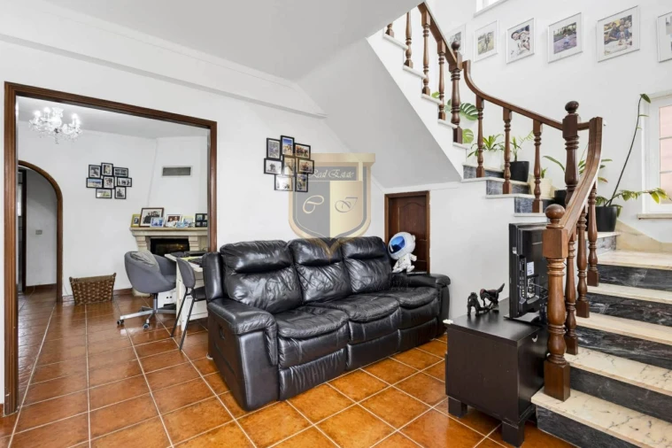 Moradia T4 para Venda em Serra D'El-Rei Foto 9