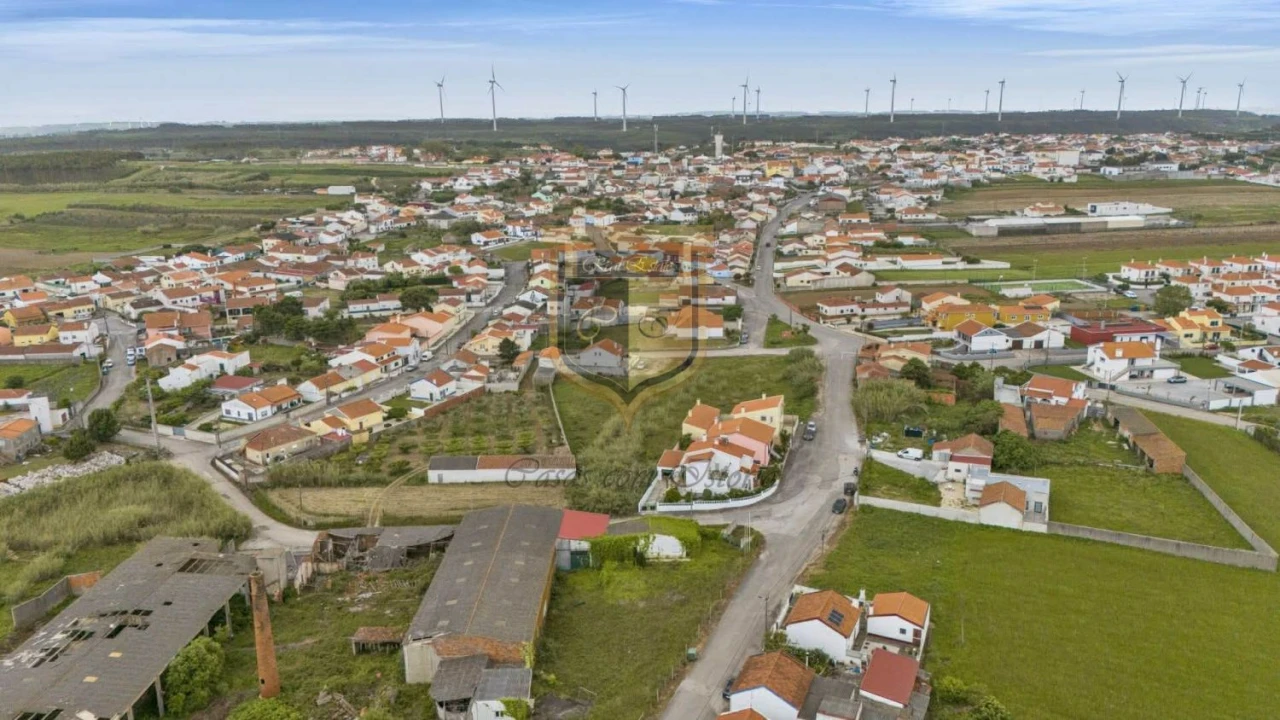 Moradia T4 para Venda em Serra D'El-Rei Foto 30