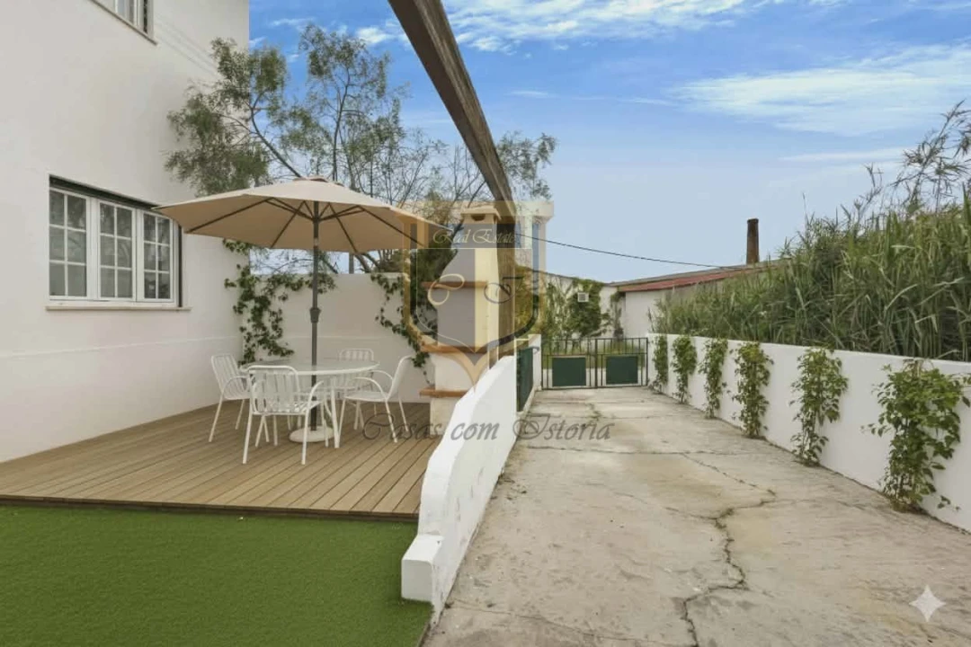 Moradia T4 para Venda em Serra D'El-Rei Foto 1