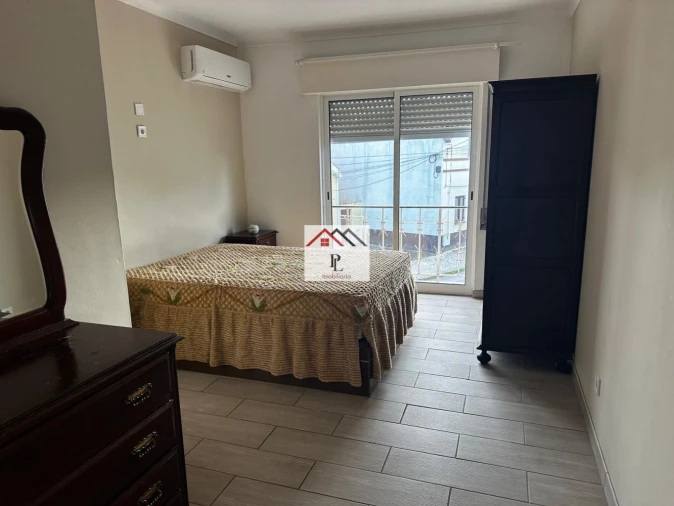 Moradia T3 para Venda em São Pedro Foto 39