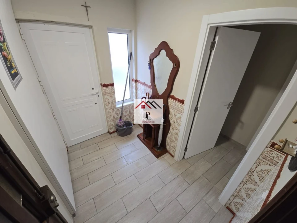 Moradia T3 para Venda em São Pedro Foto 1