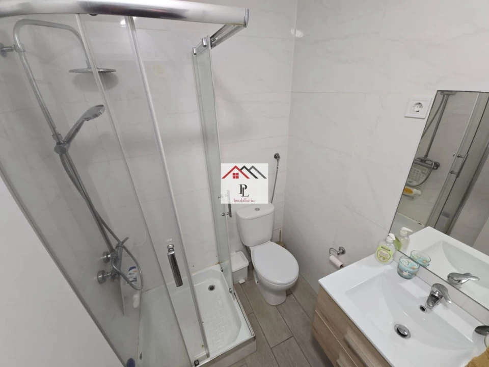 Moradia T3 para Venda em São Pedro Foto 9