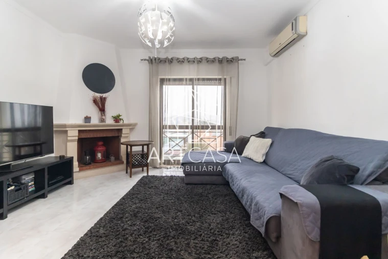 Apartamento T2 para Venda em Sesimbra (Castelo) Foto 4