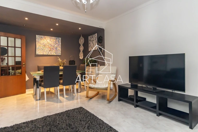 Apartamento T2 para Venda em Sesimbra (Castelo) Foto 2