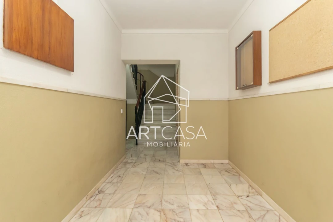 Apartamento T2 para Venda em Sesimbra (Castelo) Foto 31