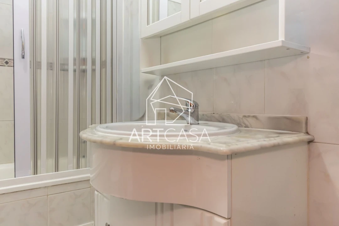 Apartamento T2 para Venda em Sesimbra (Castelo) Foto 17