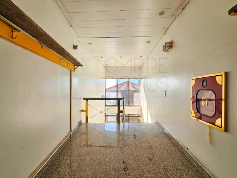 Prédio para Venda em Alfragide Foto 13