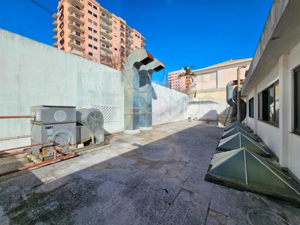 Prédio para Venda em Alfragide Foto 73