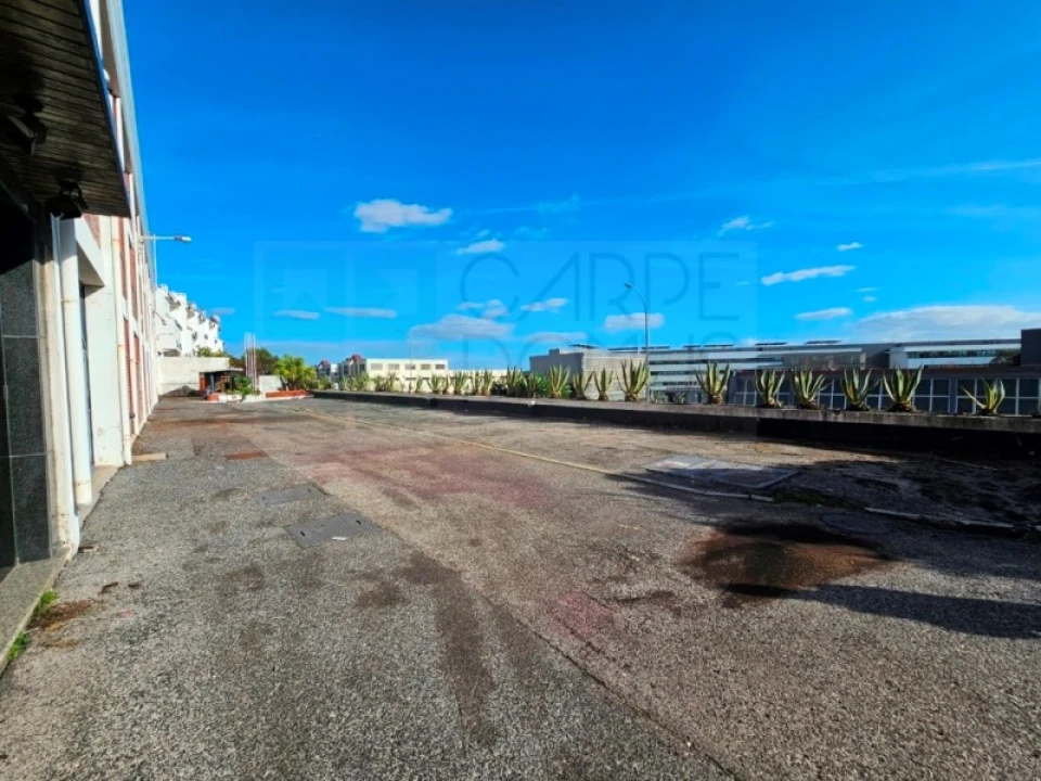 Prédio para Venda em Alfragide Foto 76