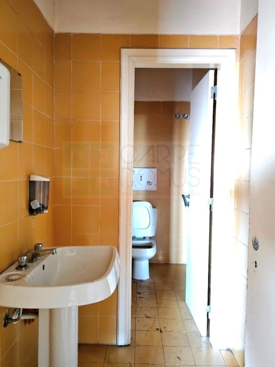 Prédio para Venda em Alfragide Foto 18