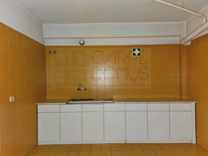 Prédio para Venda em Alfragide Foto 23