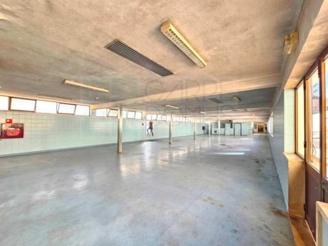 Prédio para Venda em Alfragide Foto 47