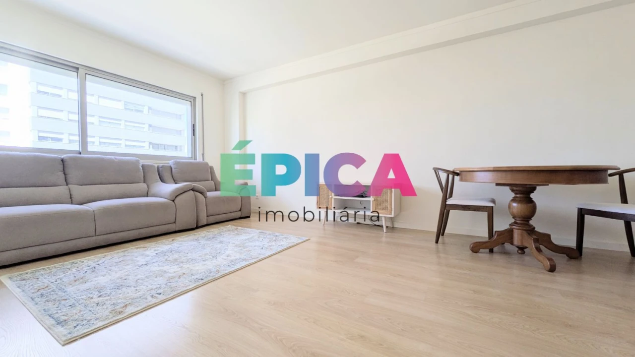 Apartamento T2 para Venda em Lumiar Foto 2