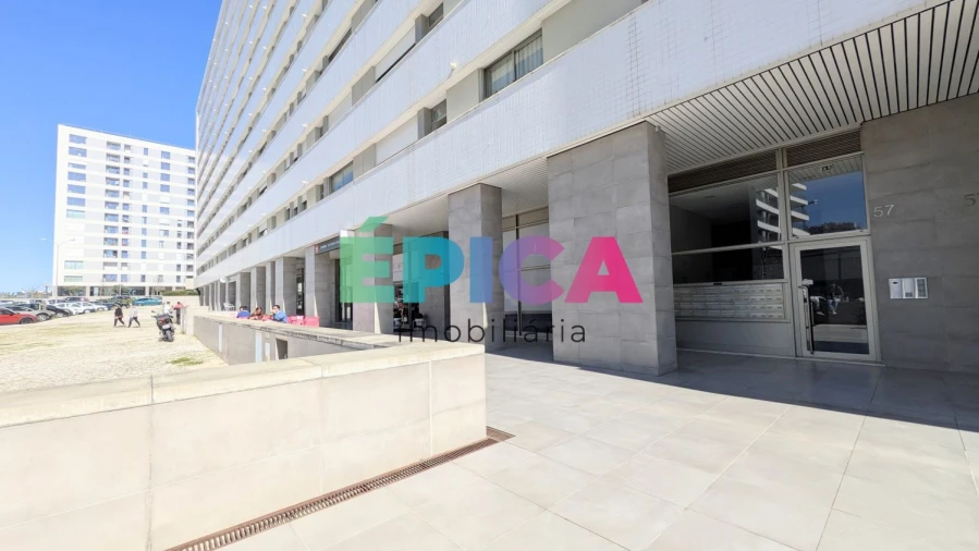 Apartamento T2 para Venda em Lumiar Foto 3