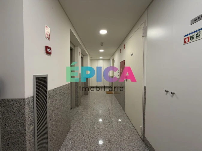 Apartamento T2 para Venda em Lumiar Foto 54