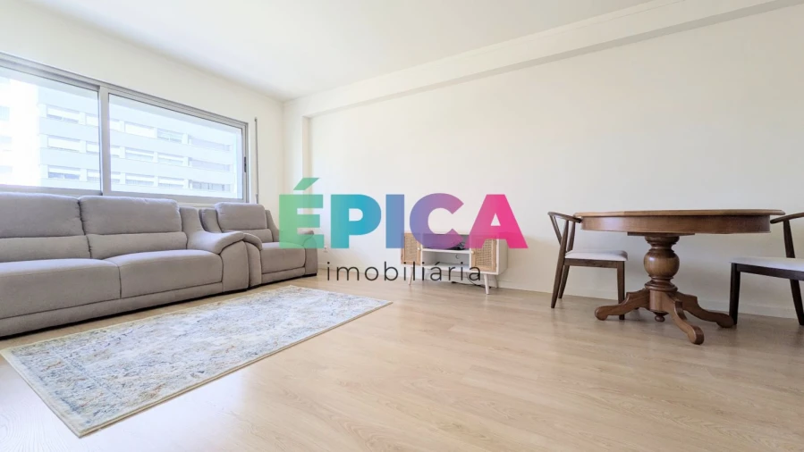 Apartamento T2 para Venda em Lumiar Foto 2