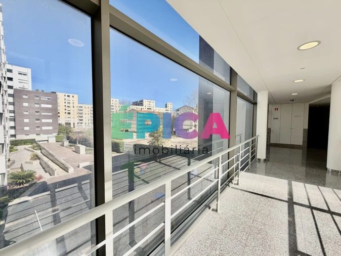 Apartamento T2 para Venda em Lumiar Foto 48