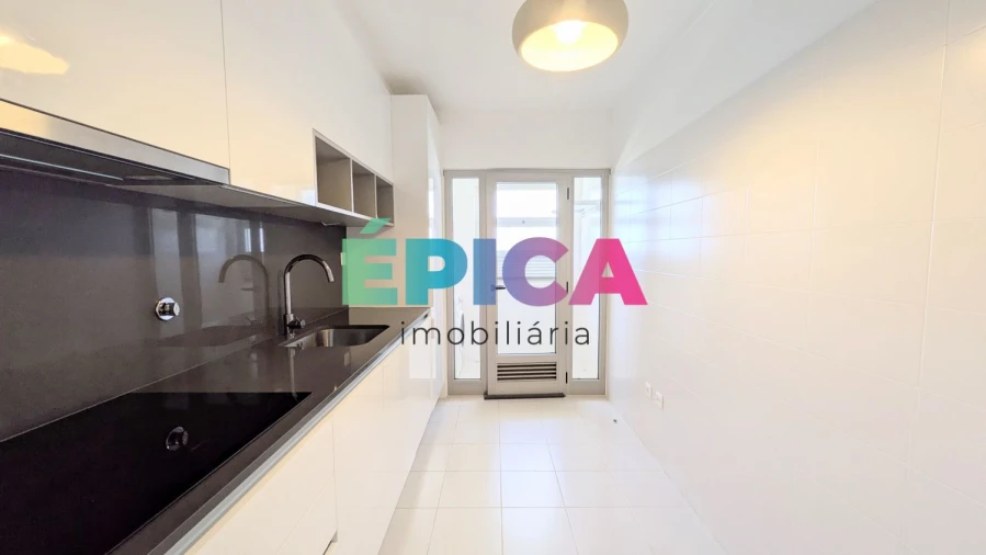 Apartamento T2 para Venda em Lumiar Foto 12