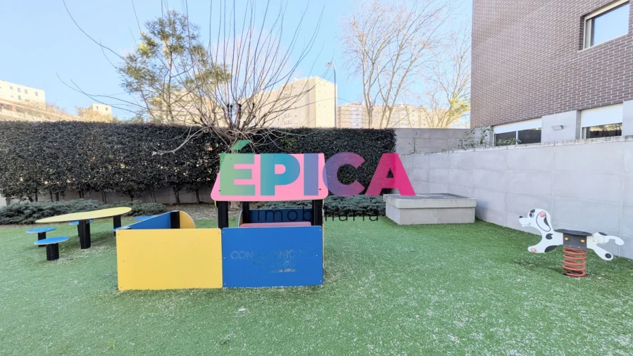 Apartamento T2 para Venda em Lumiar Foto 44