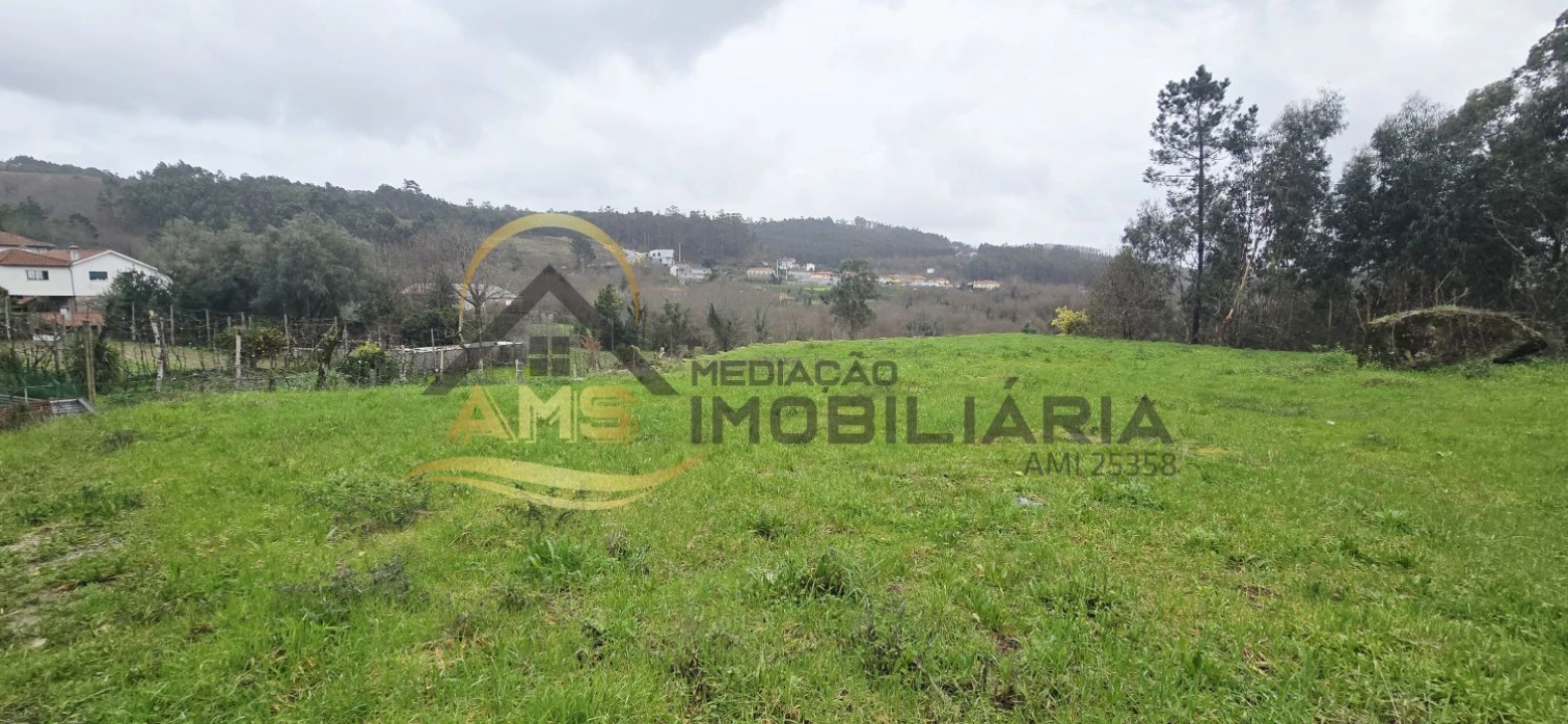 Terreno para Venda em Atães e Rendufe Foto 4