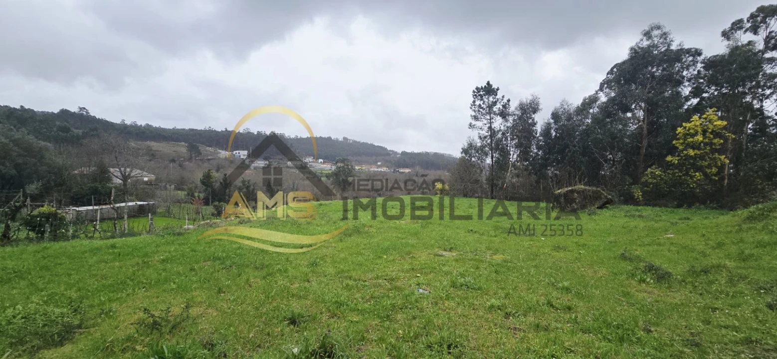Terreno para Venda em Atães e Rendufe Foto 8