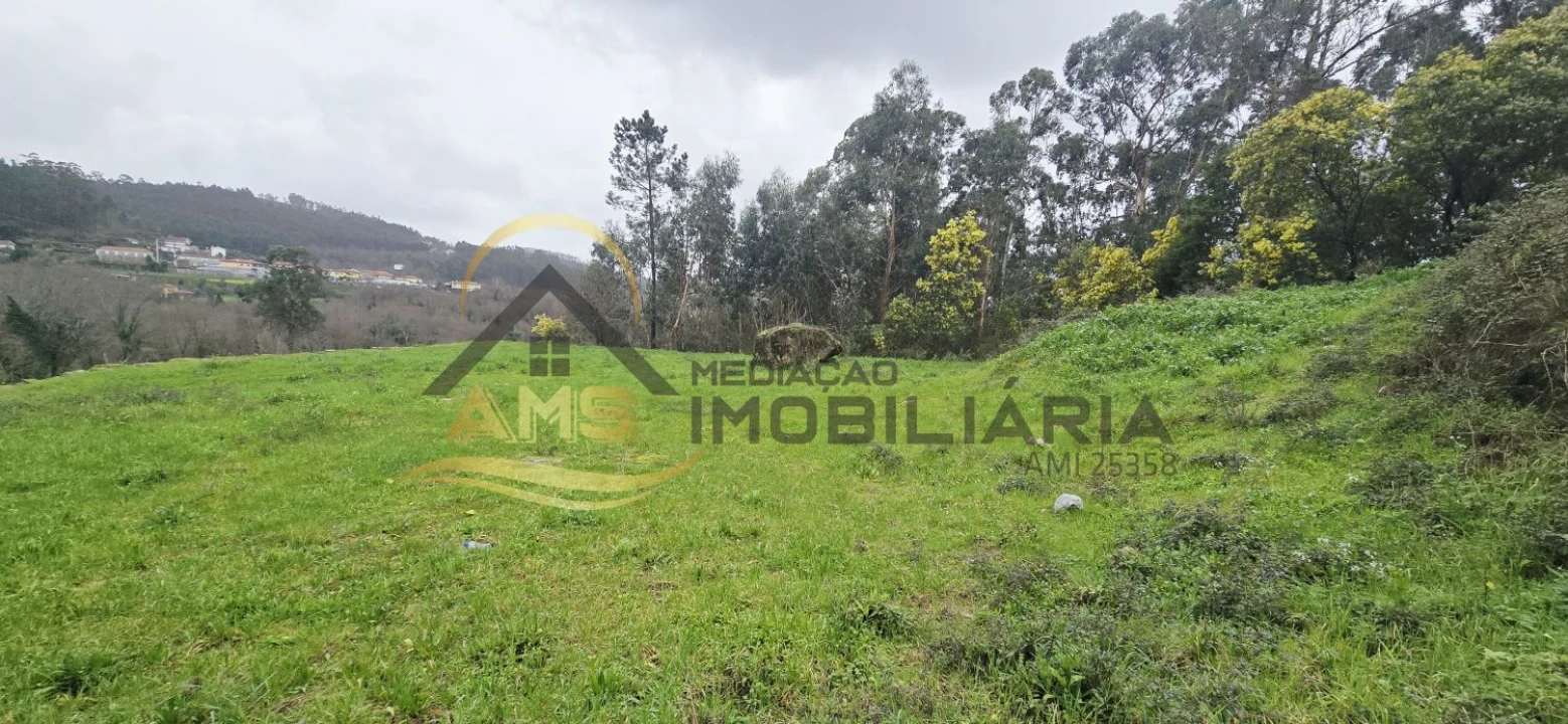 Terreno para Venda em Atães e Rendufe Foto 6