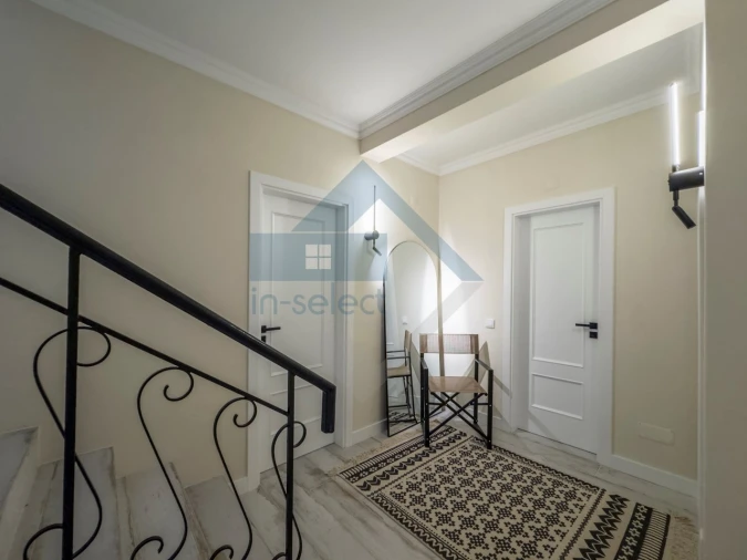 Moradia T4 para Venda em Quelfes Foto 22