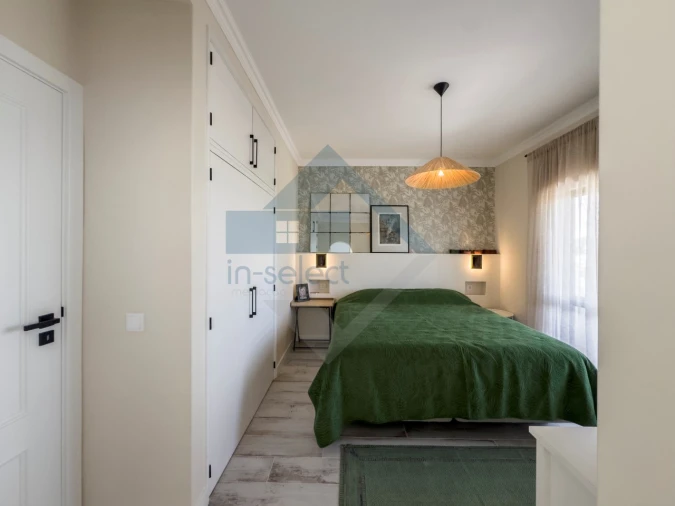 Moradia T4 para Venda em Quelfes Foto 25