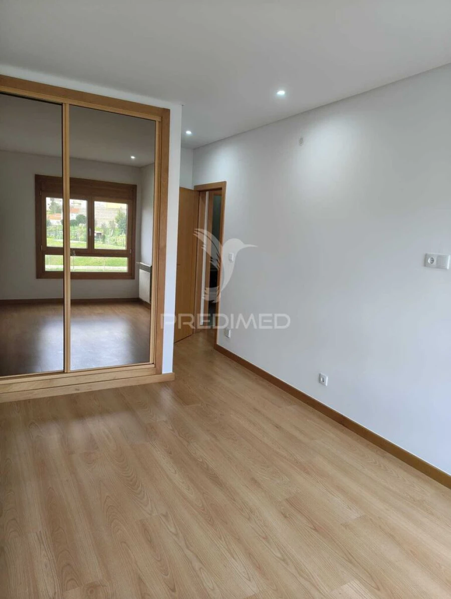 Apartamento T3 para Venda em Odivelas Foto 17