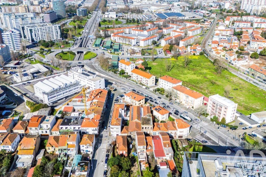 Moradia para Venda em Ramalde Foto 13