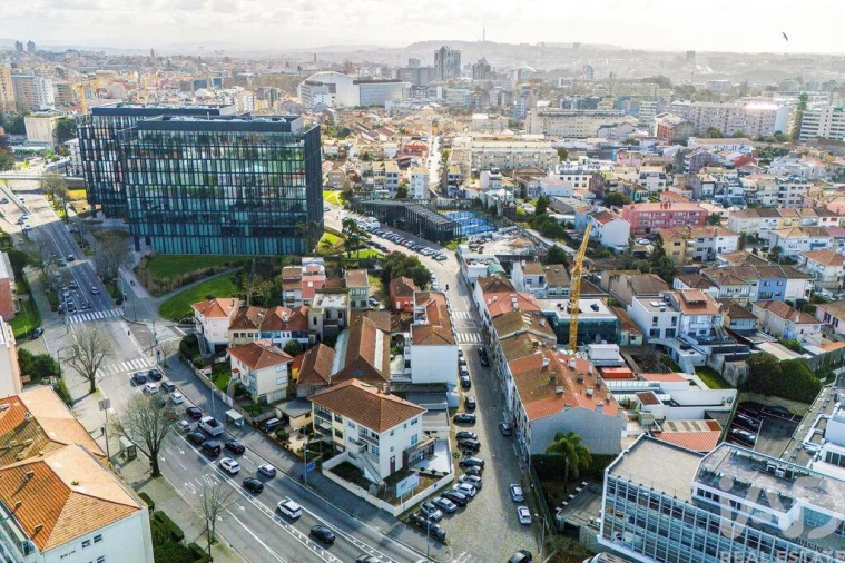 Moradia para Venda em Ramalde Foto 11