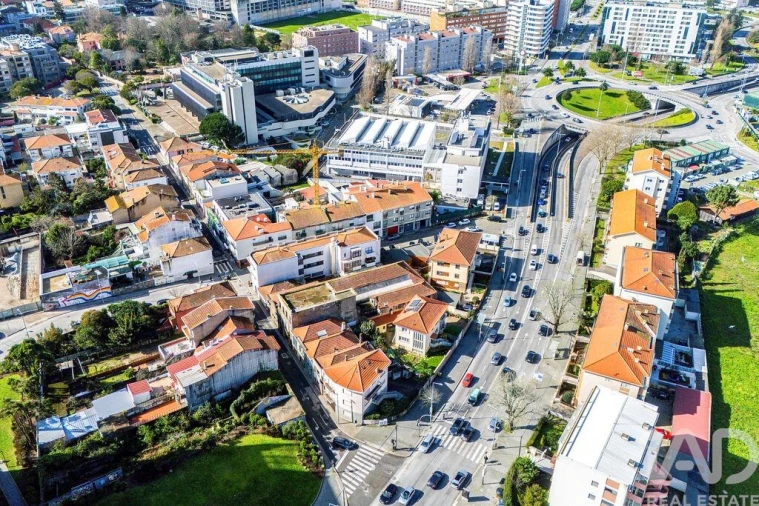 Moradia para Venda em Ramalde Foto 12