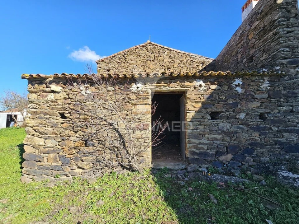 Quinta T2 para Venda em Ourique Foto 2