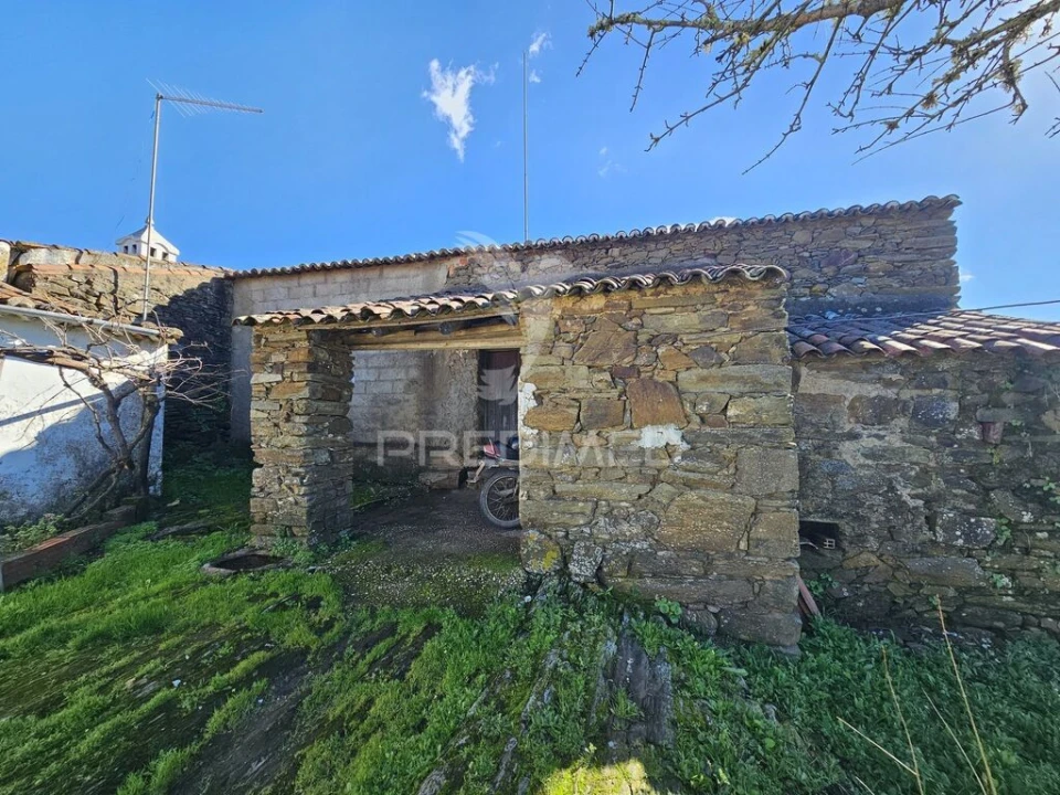 Quinta T2 para Venda em Ourique Foto 4