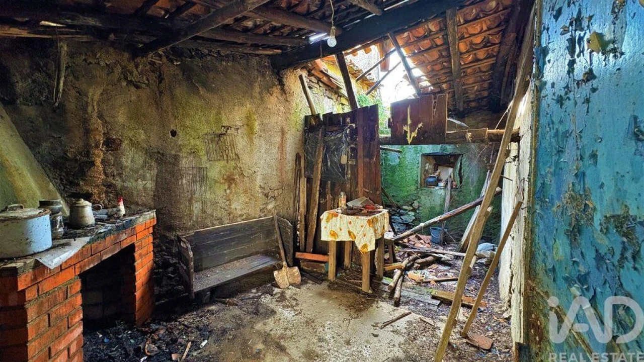 Moradia para Venda em Castanheira de Pêra e Coentral Foto 1