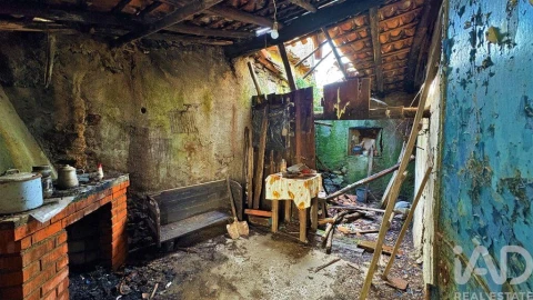 Moradia para Venda em Castanheira de Pêra e Coentral