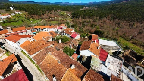 Moradia para Venda em Castanheira de Pêra e Coentral