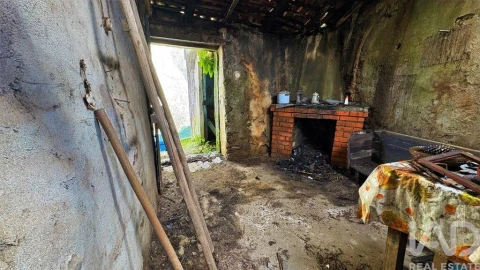 Moradia para Venda em Castanheira de Pêra e Coentral