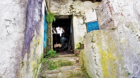 Moradia para Venda em Castanheira de Pêra e Coentral